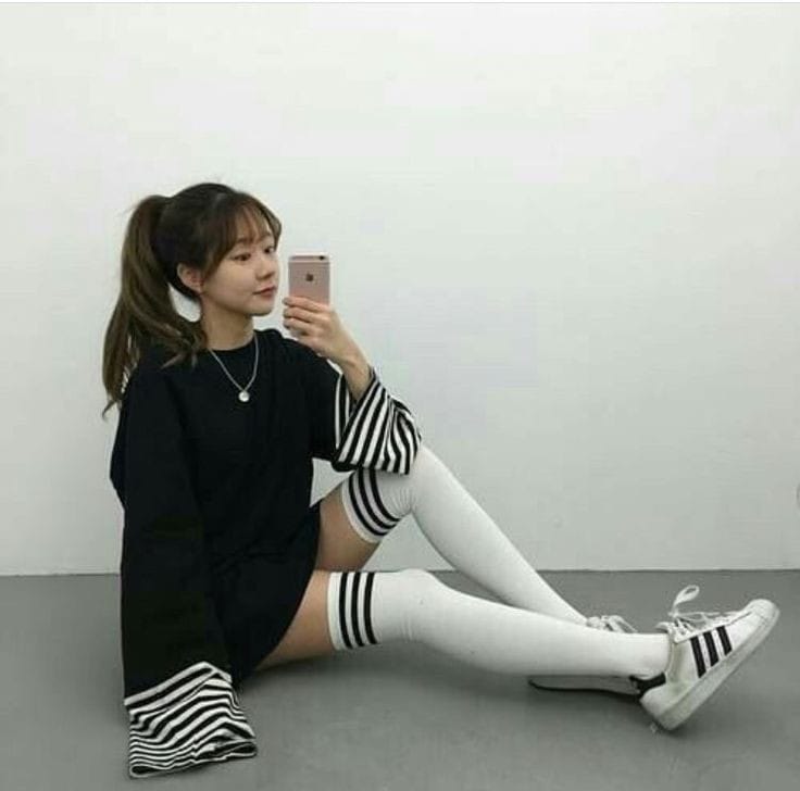 Striped - Knee Socks